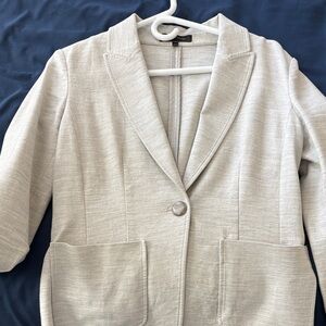 St. John Collection Light Gray Single-Button Knit Blazer